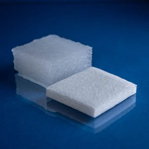 Type 2715 500gsm Superabsorbent Airlaid Laminated Nonwoven Fabric on a blue background